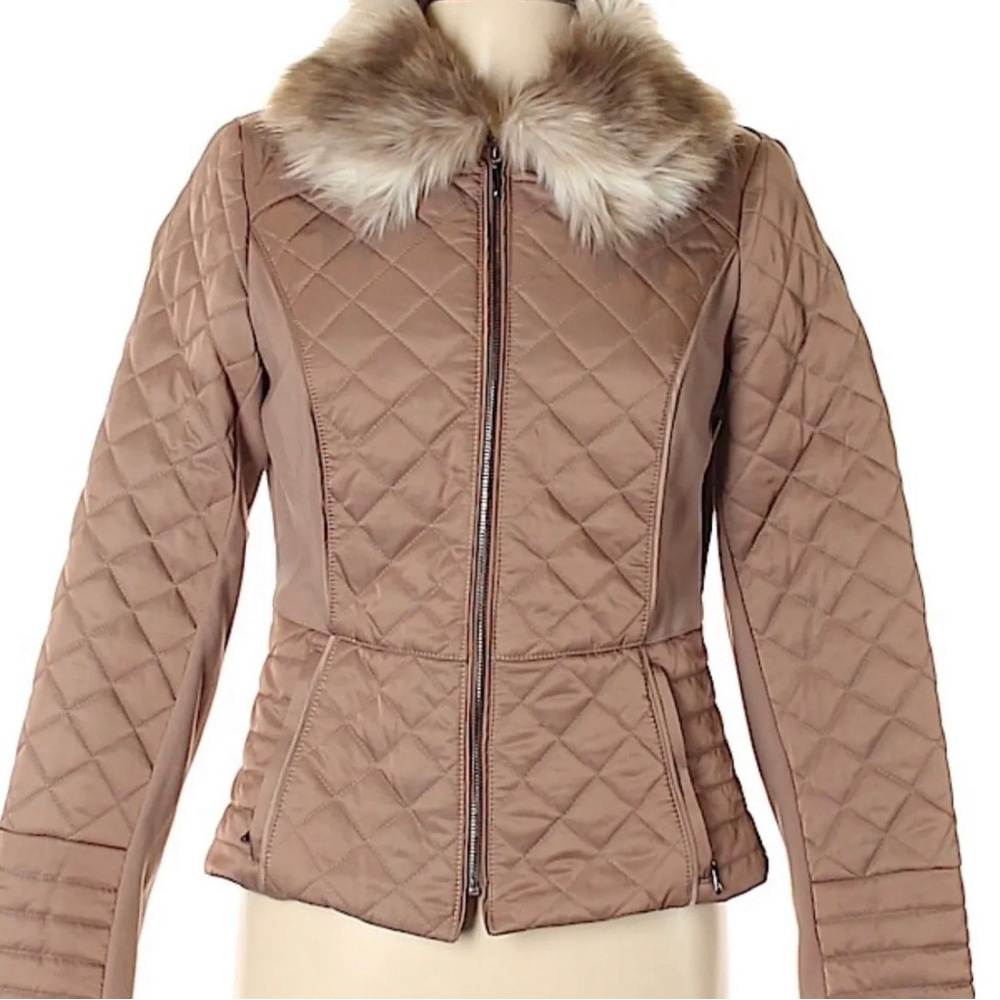 WHBM Peplum Quilted Puffer Jacket w Detachable Fur Collar